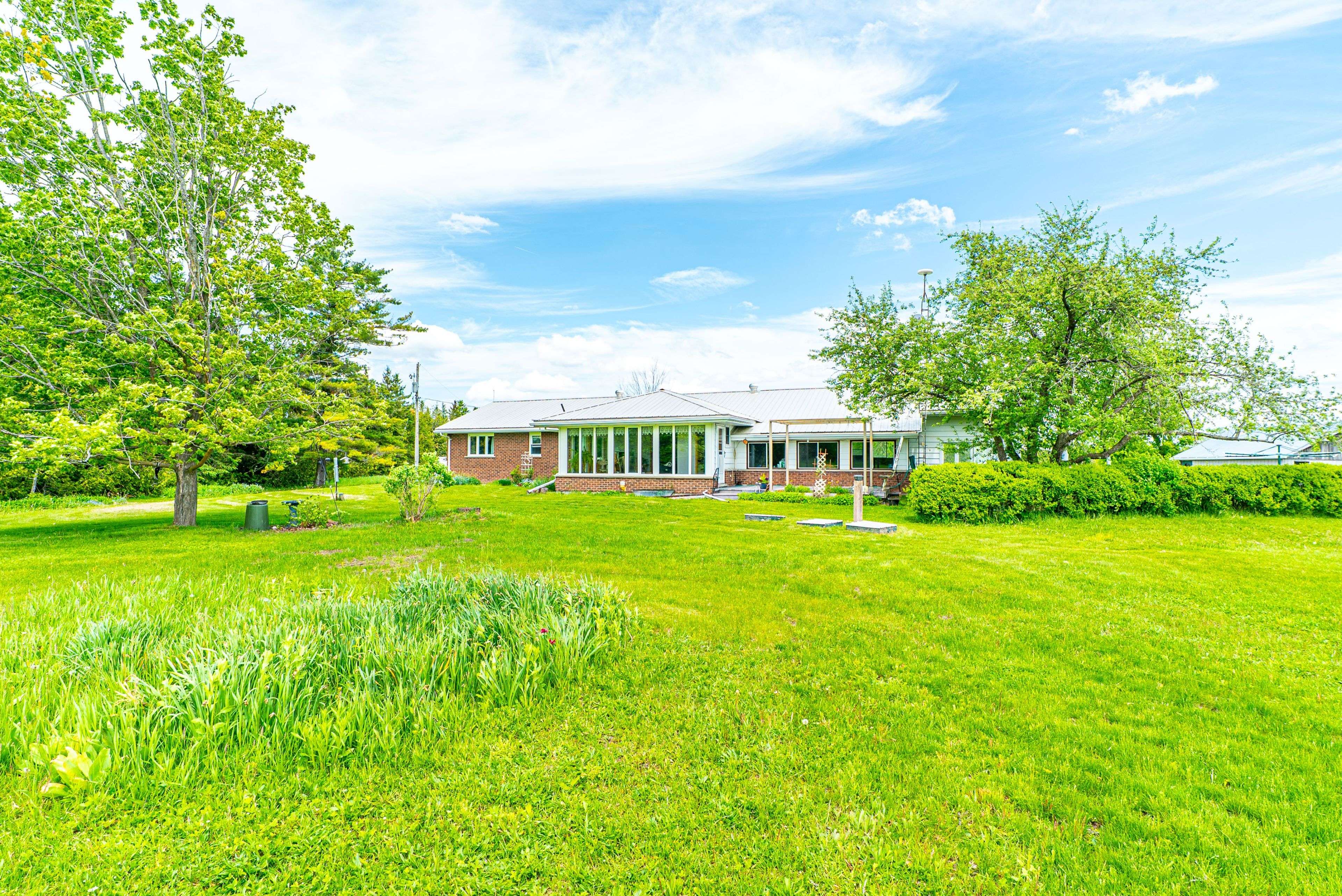Kawartha Lakes, ON K0M 2T0,576 Lorneville RD