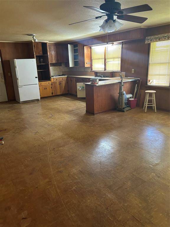 Olney, TX 76374,1015 W Hamilton