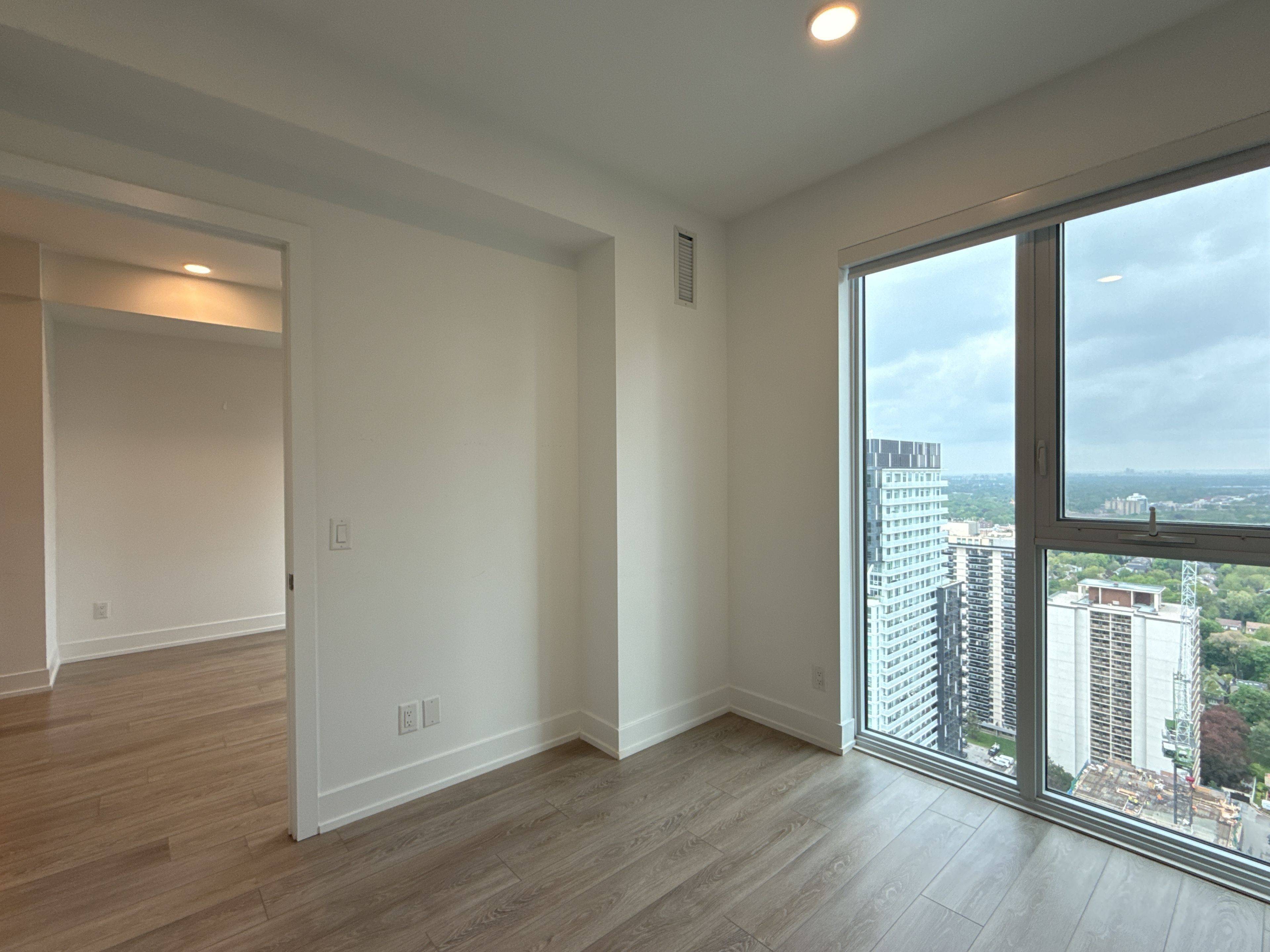 Toronto C10, ON M4P 0E6,200 Redpath AVE #3408