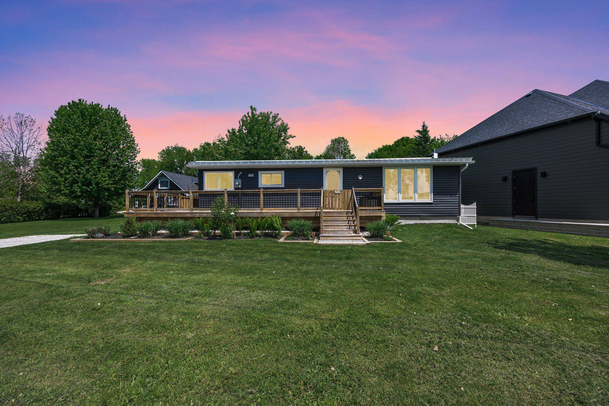 Midland, ON L4R 0B9,681 McMurtry RD