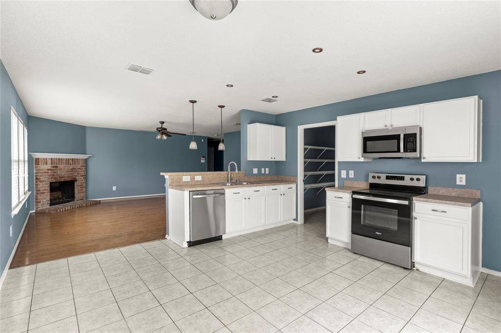 Forney, TX 75126,1012 Halifax Lane