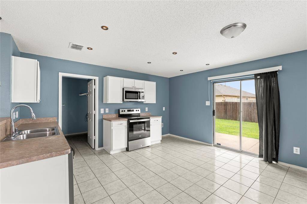 Forney, TX 75126,1012 Halifax Lane