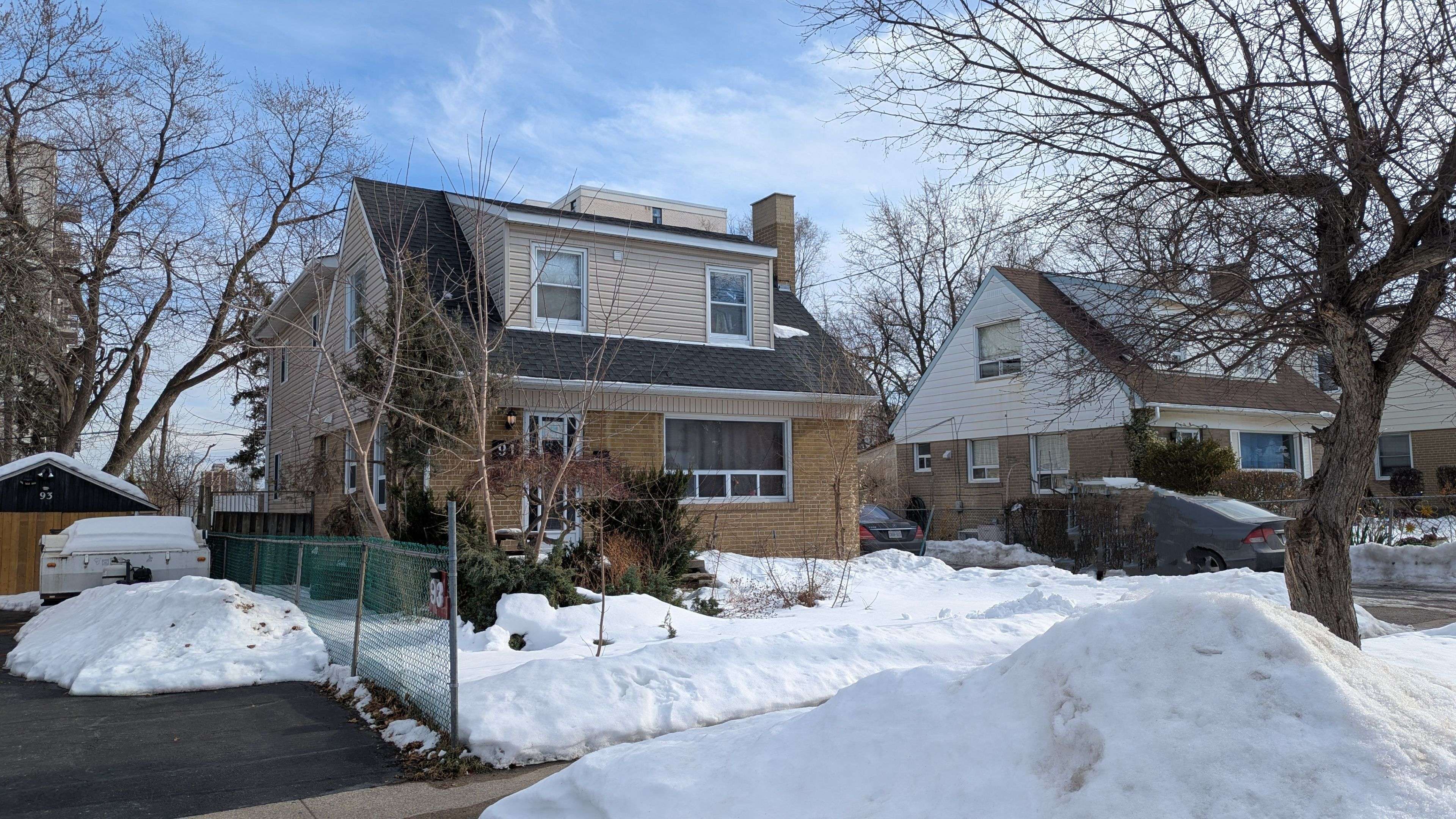 Brampton, ON L6V 1J5,91 McCaul ST