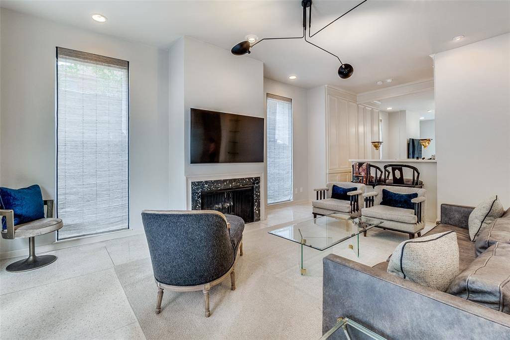 Dallas, TX 75219,3717 Prescott Avenue