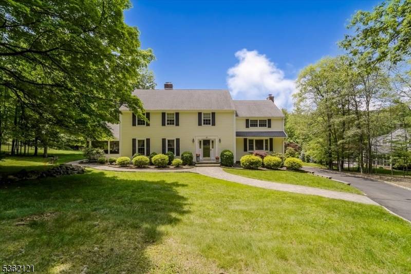 Warren Twp., NJ 07059,17 Olsen Dr