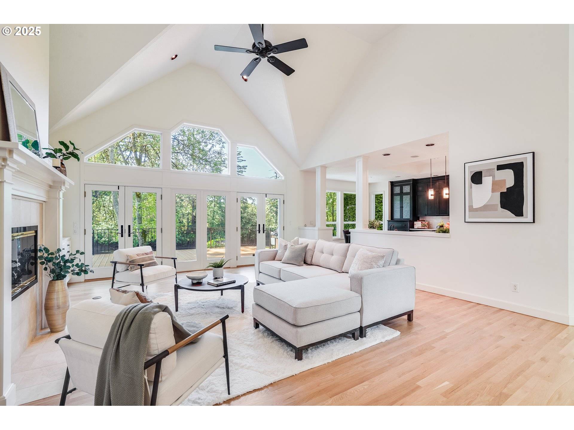 Lake Oswego, OR 97035,5770 DOGWOOD DR