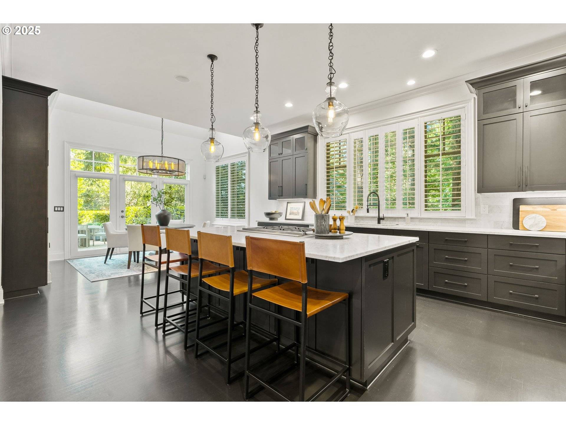 Lake Oswego, OR 97034,800 TERRACE DR