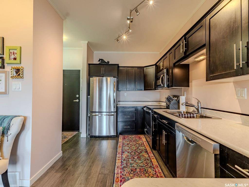 Saskatoon, SK S7L 6V3,545 Hassard CLOSE #214