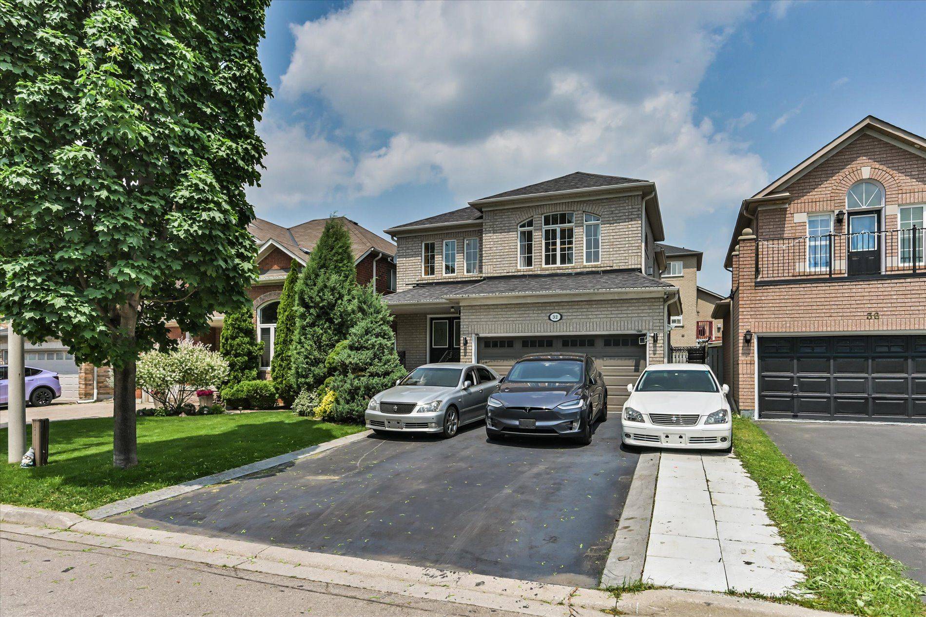 Vaughan, ON L6A 2Z2,32 Sail CRES