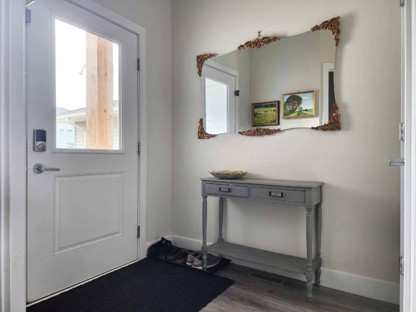 Lethbridge, AB T1J 5B2,237 Crocus TER W