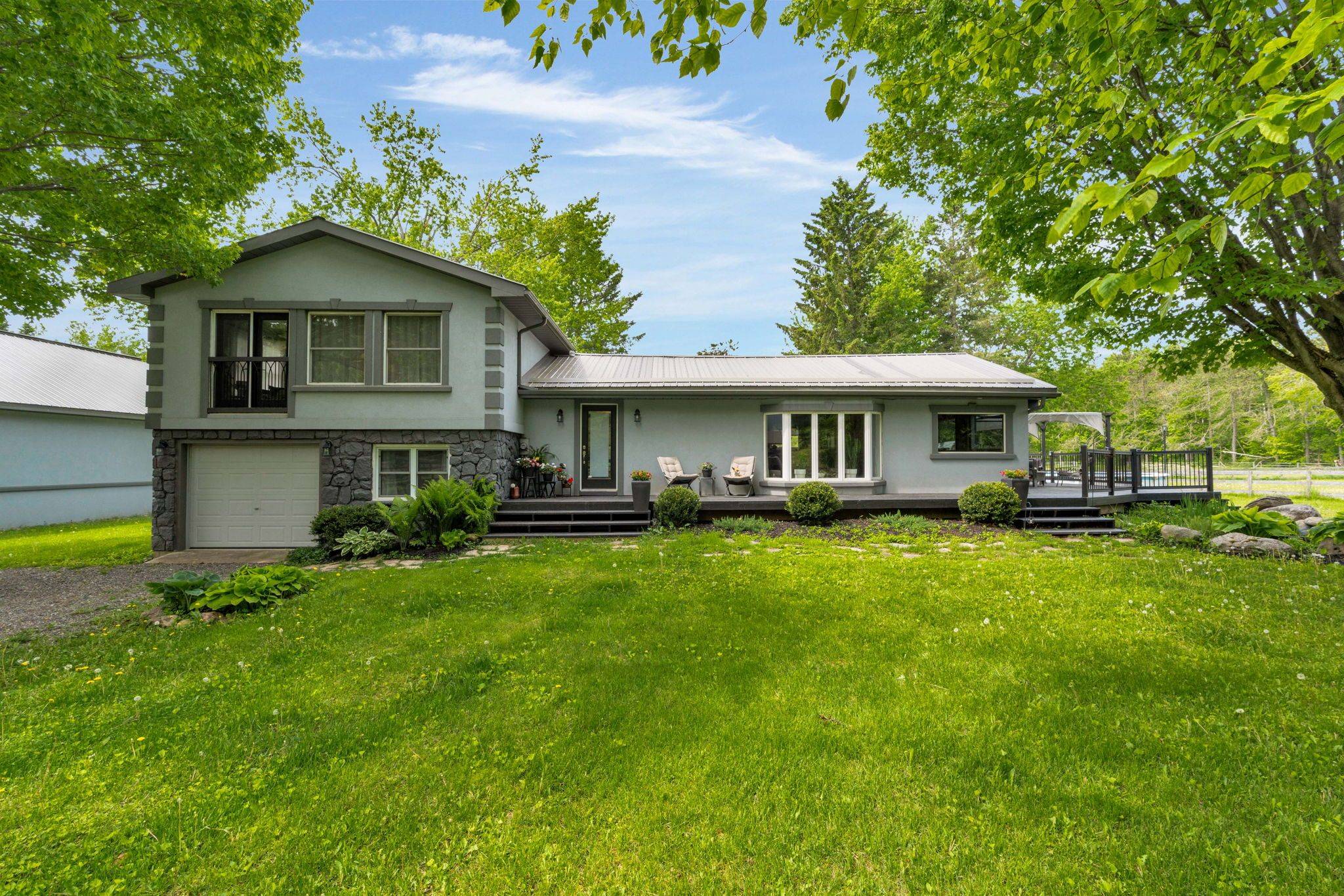 Springwater, ON L0L 2K0,1398 Old Second RD N