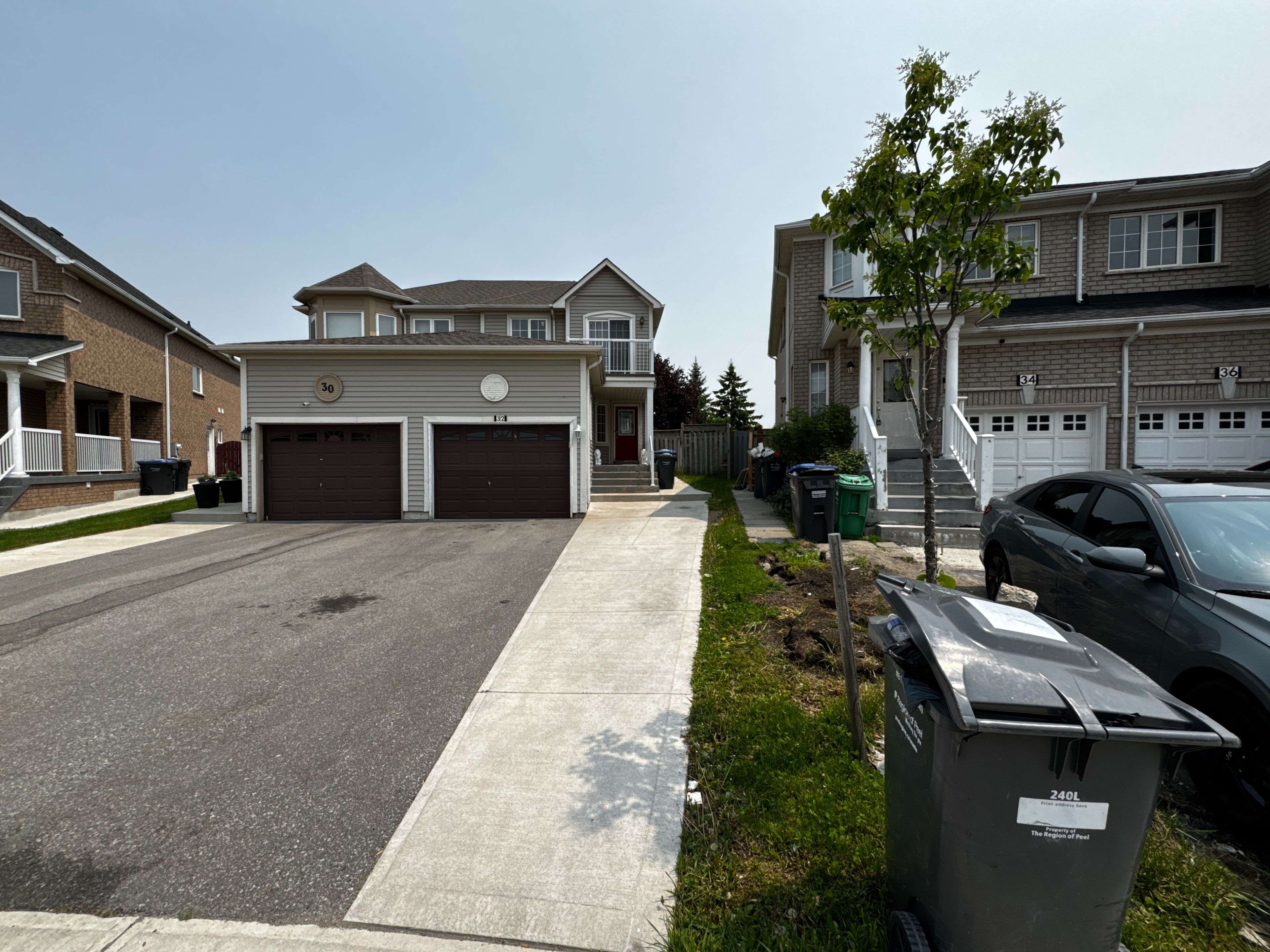 Brampton, ON L6X 4R5,32 Weather Vane LN