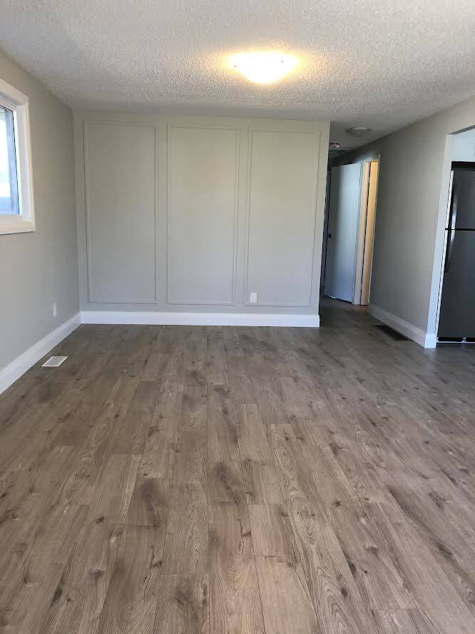 Oshawa, ON L1H 7X2,1193 Norman CT