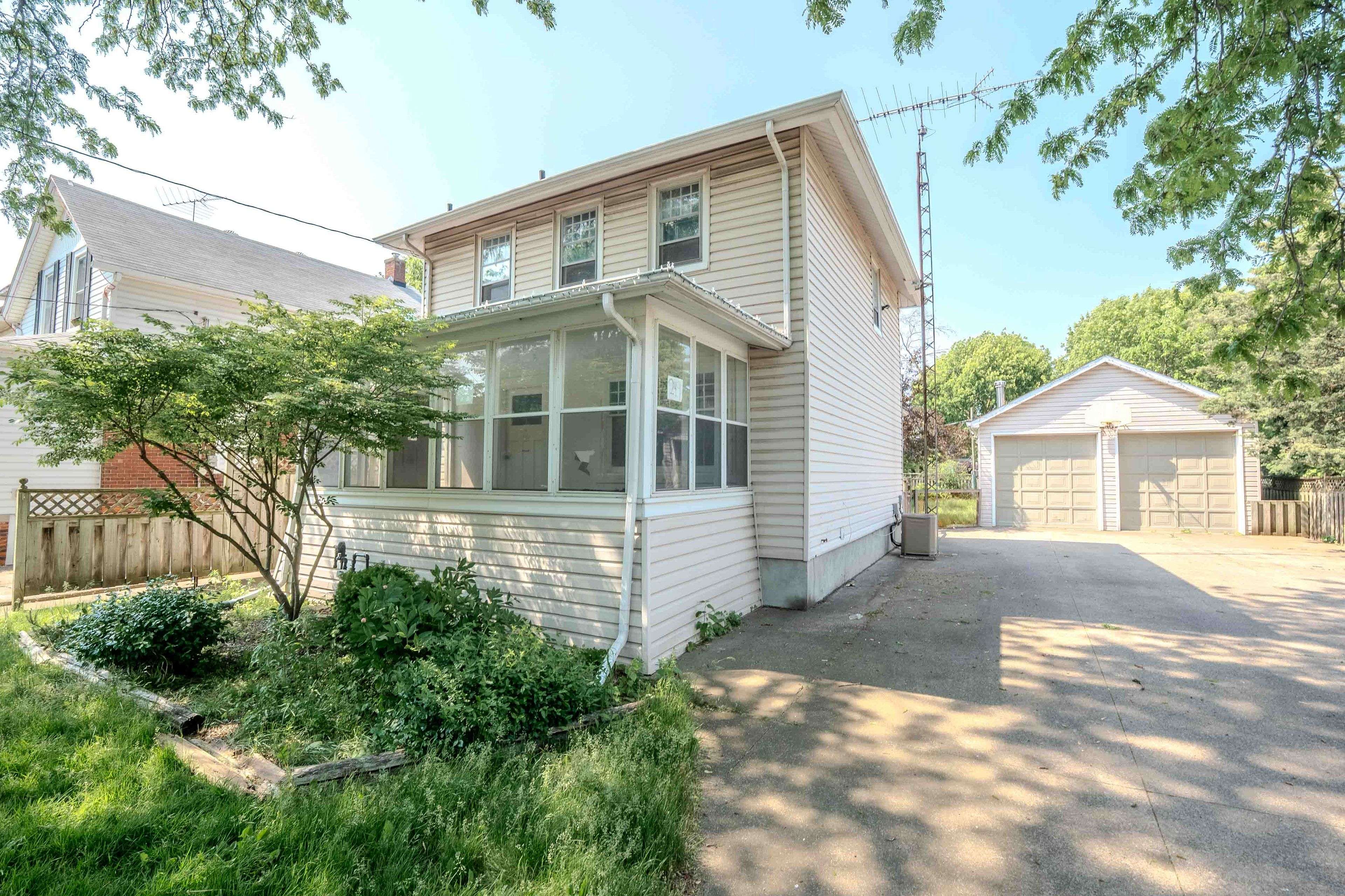 St. Catharines, ON L2R 1X1,249 Russell AVE