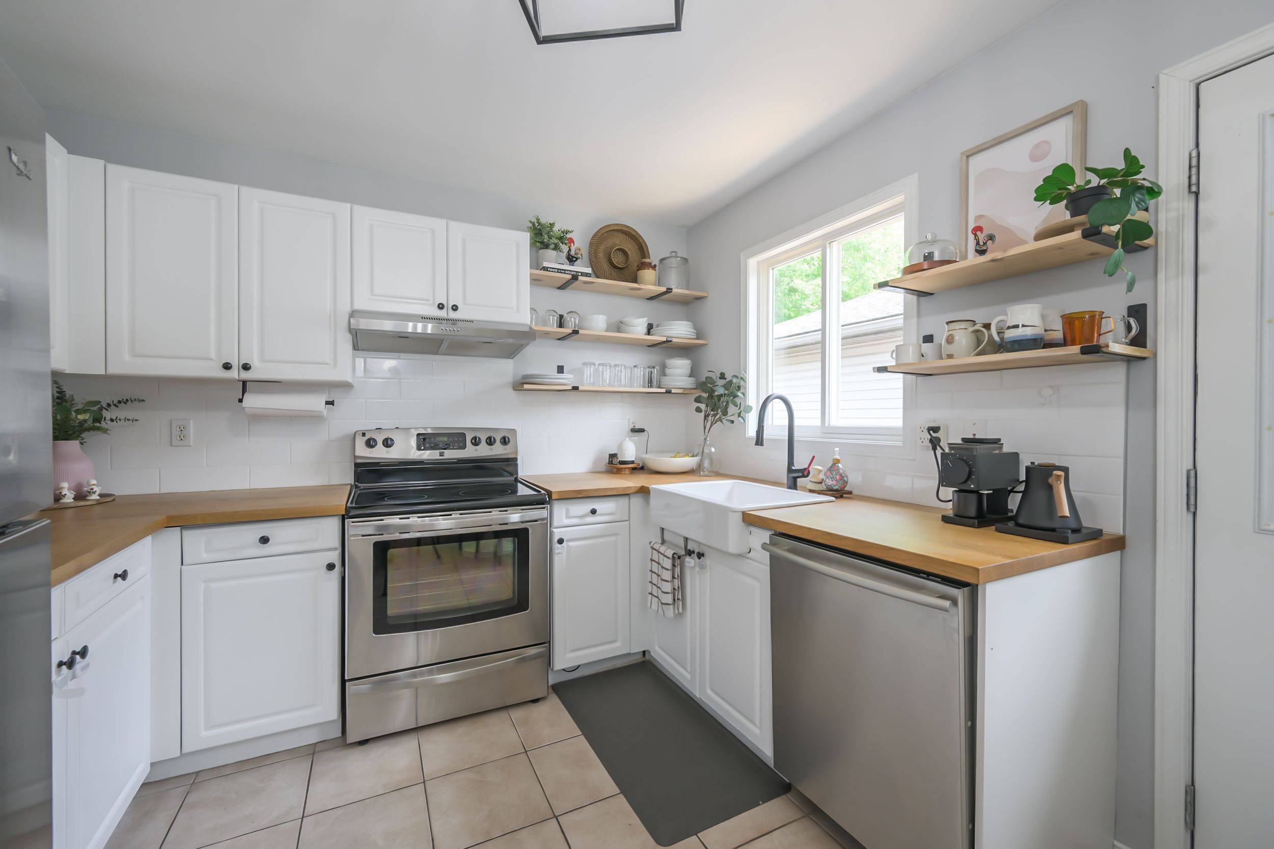 London East, ON N5W 6E3,1868 Purcell DR