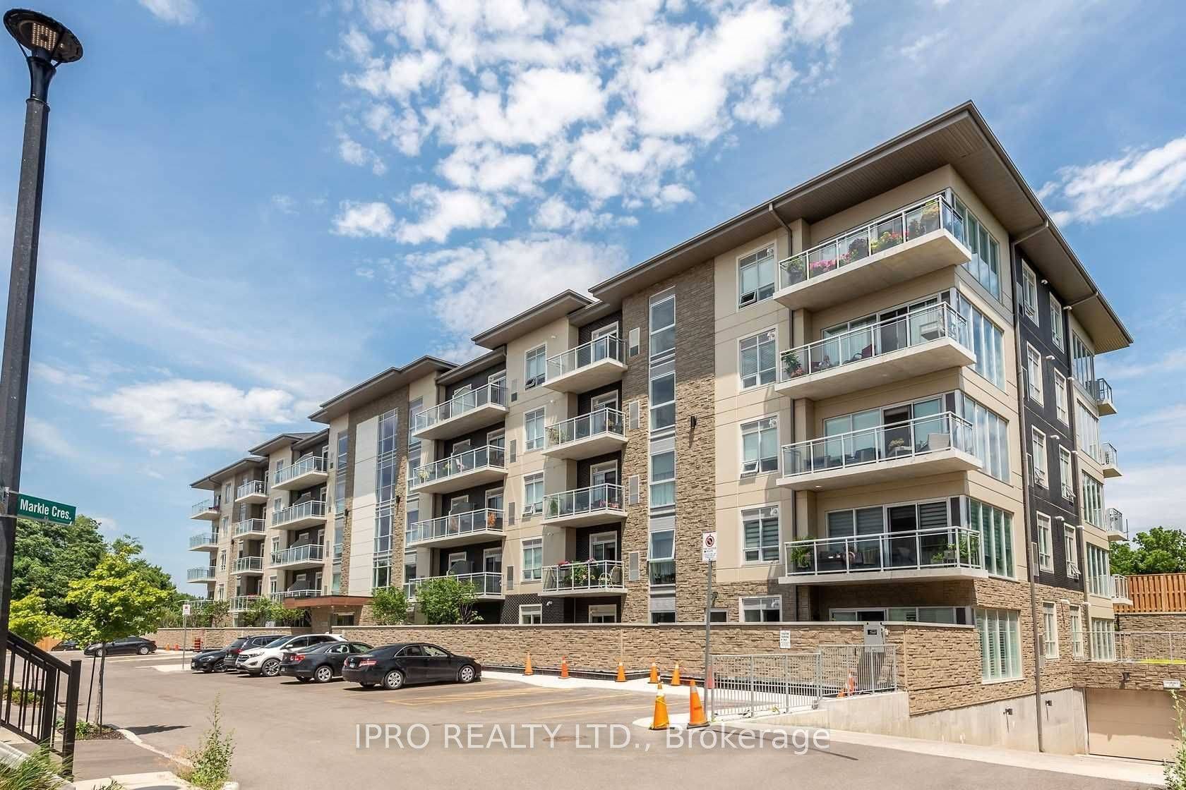 Hamilton, ON L9G 0H4,16 Markle CRES #301