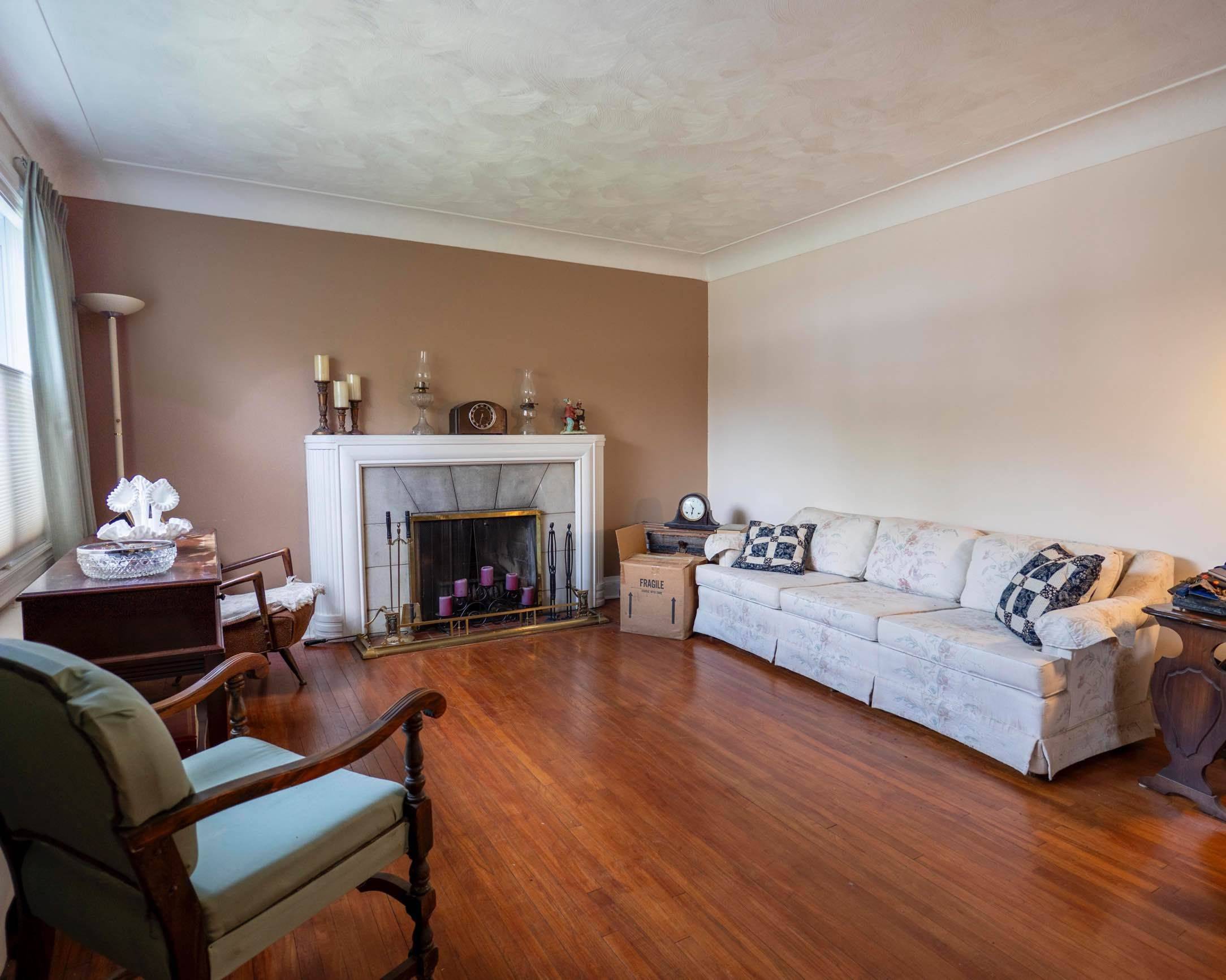 Oakville, ON L6K 1S7,10 Highland RD