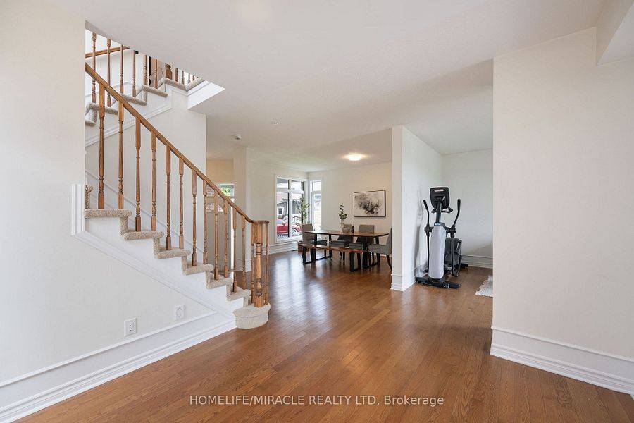 Kanata, ON K2M 2V6,632 Bridleglen CRES