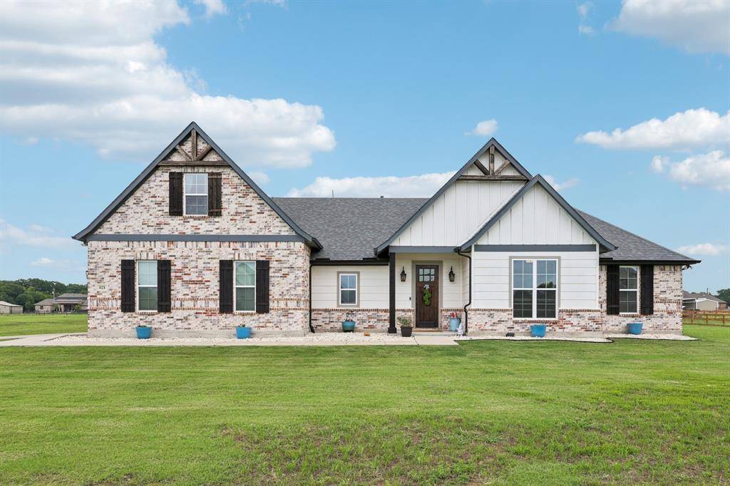 Trenton, TX 75490,821 Cheyenne Trail