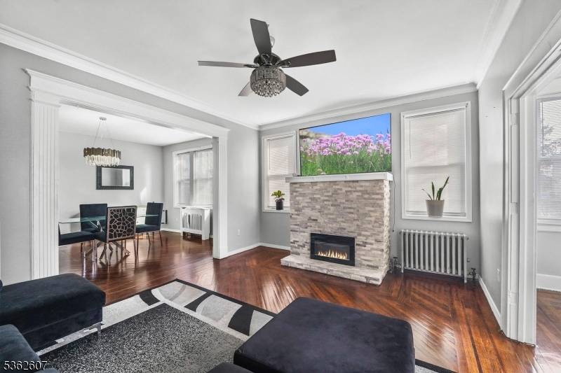 Irvington Twp., NJ 07111,8 Laventhal Ave