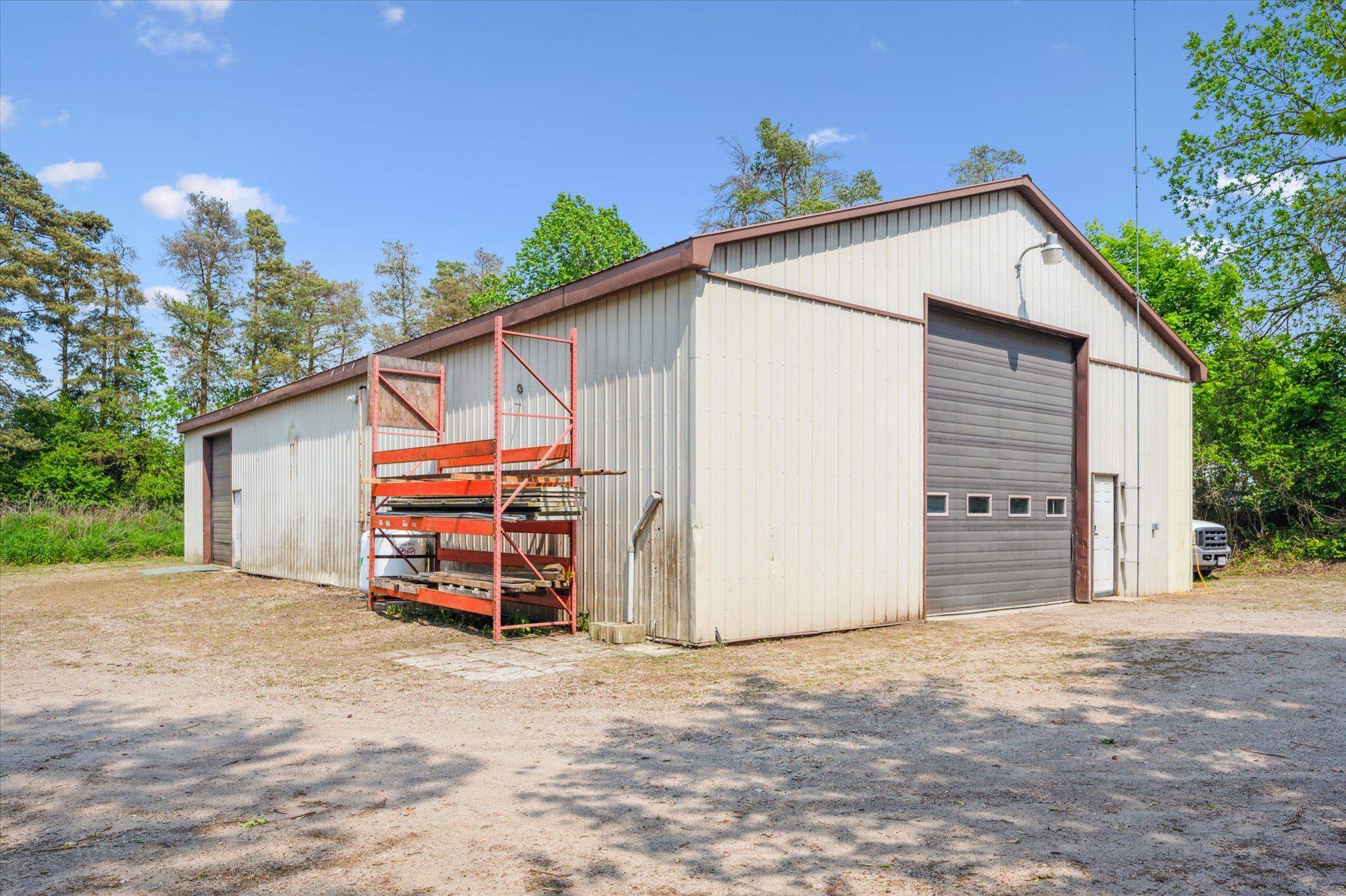 Guelph/eramosa, ON N1H 6H8,4871 Wellington Road 29 RD