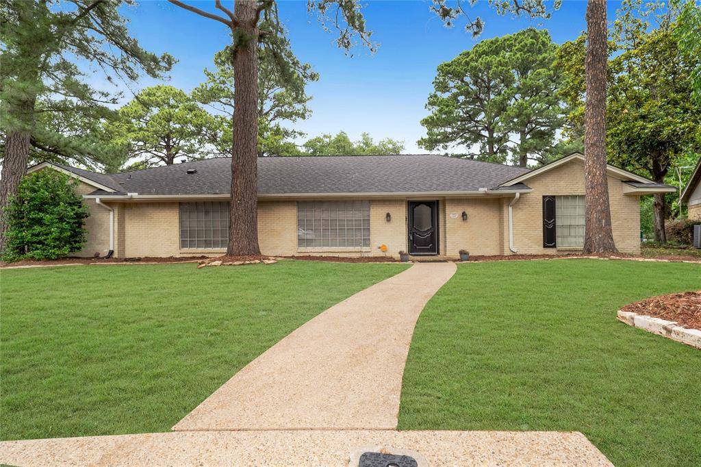 Arlington, TX 76013,1715 Venetian Circle