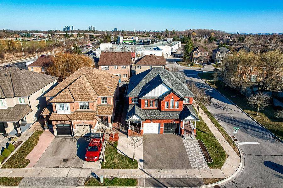 Vaughan, ON L4H 2J9,15 Echo Ridge CRES