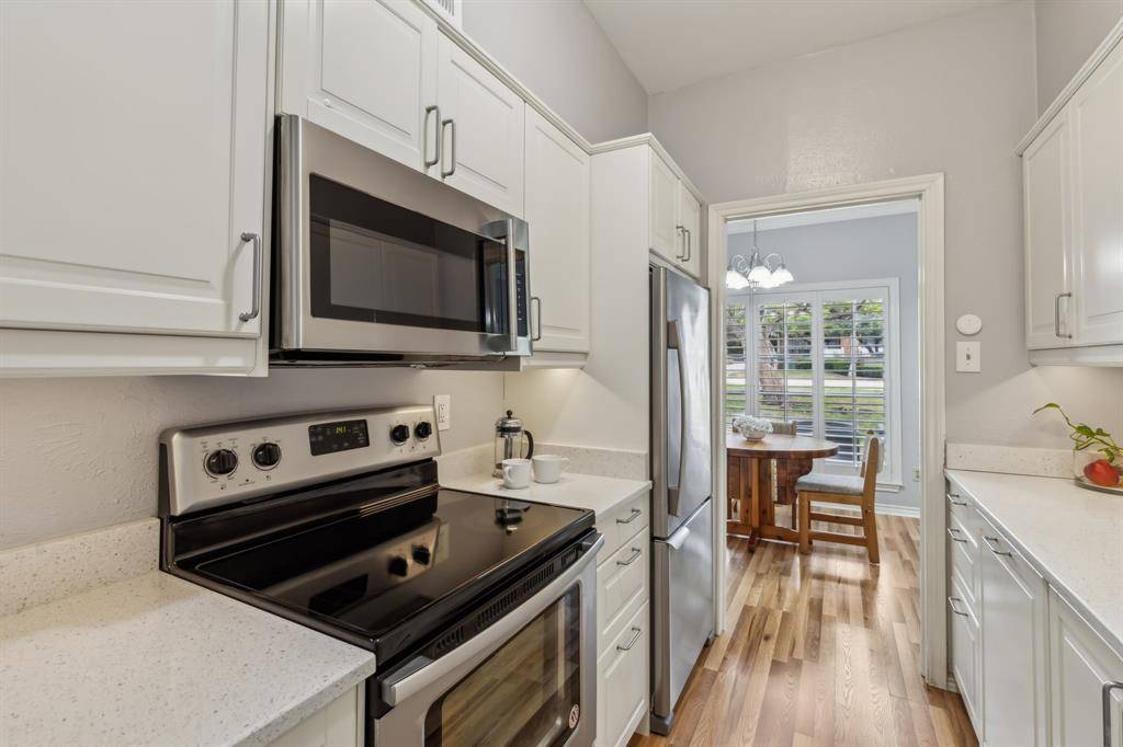 Dallas, TX 75243,8555 Fair Oaks Crossing #409
