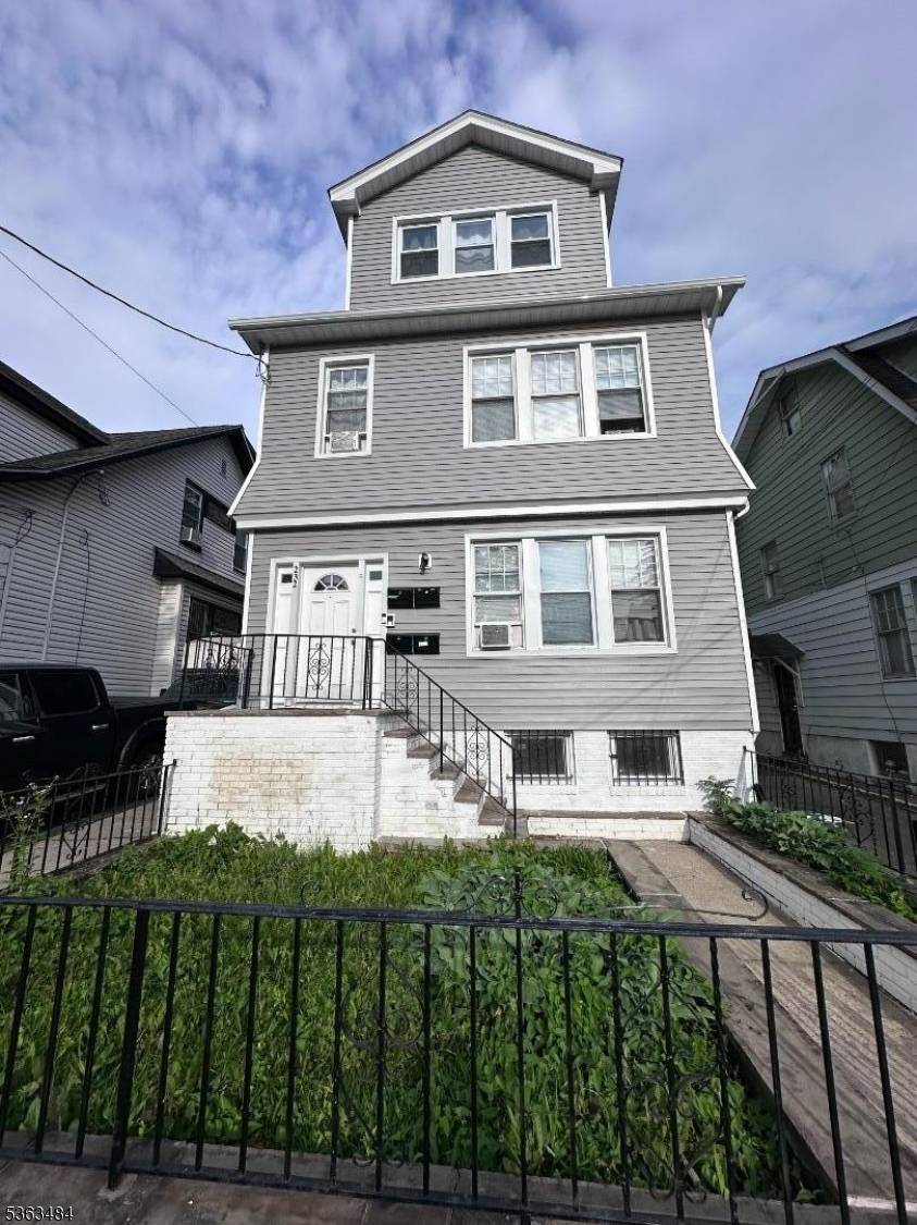 Newark City, NJ 07106,232 Sunset Ave