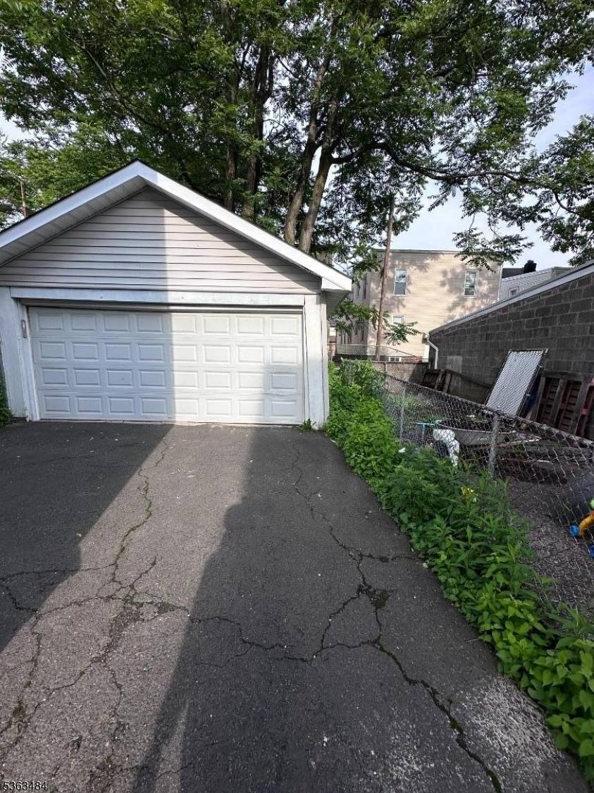 Newark City, NJ 07106,232 Sunset Ave