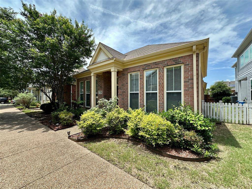 Dallas, TX 75236,3720 Prague Mews