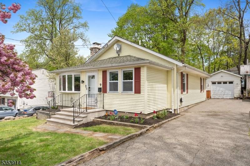 Mount Olive Twp., NJ 07828,9 Hatakawanna Ter