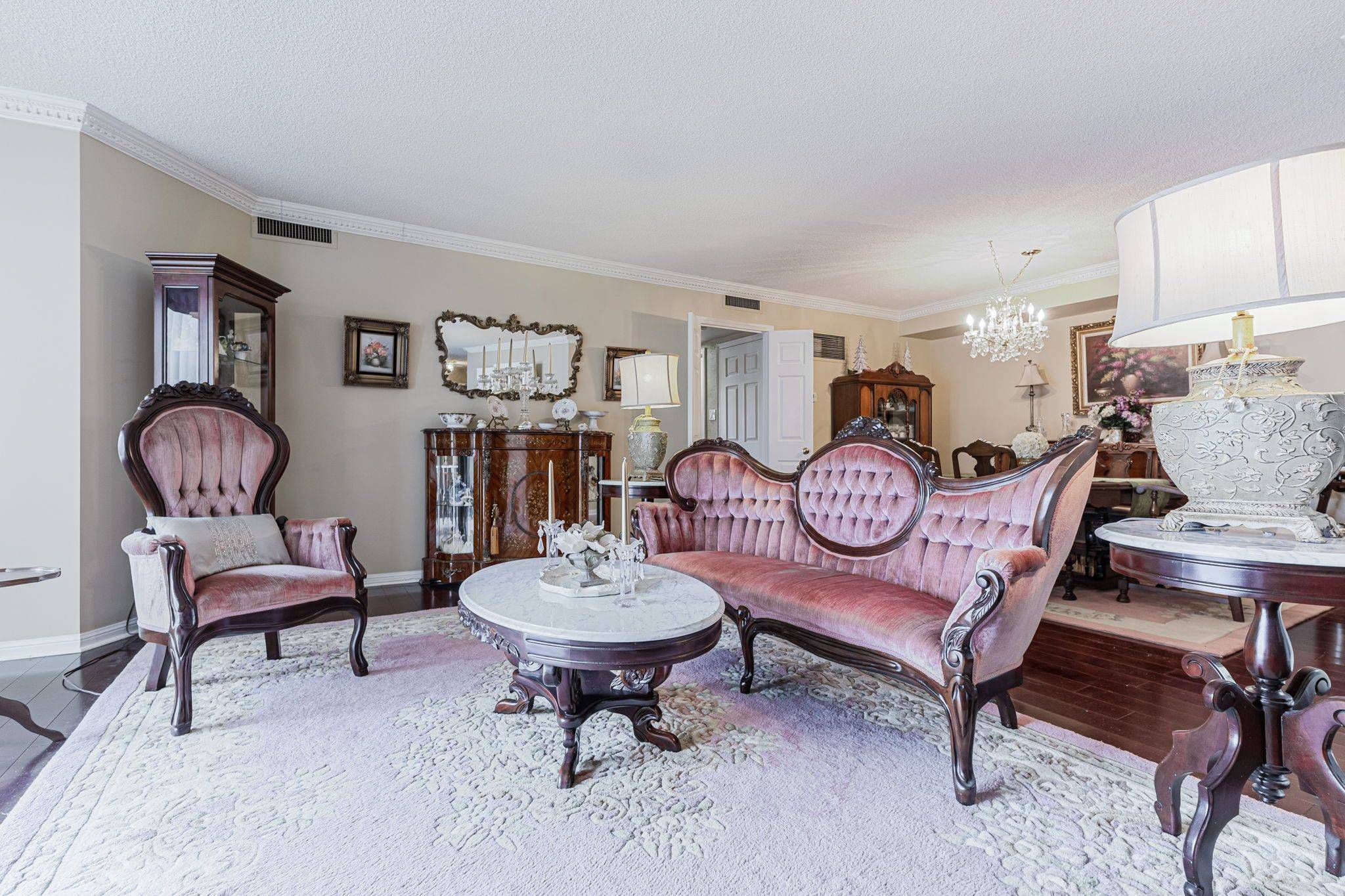 Oakville, ON L6H 3K6,1230 Marlborough CT #210