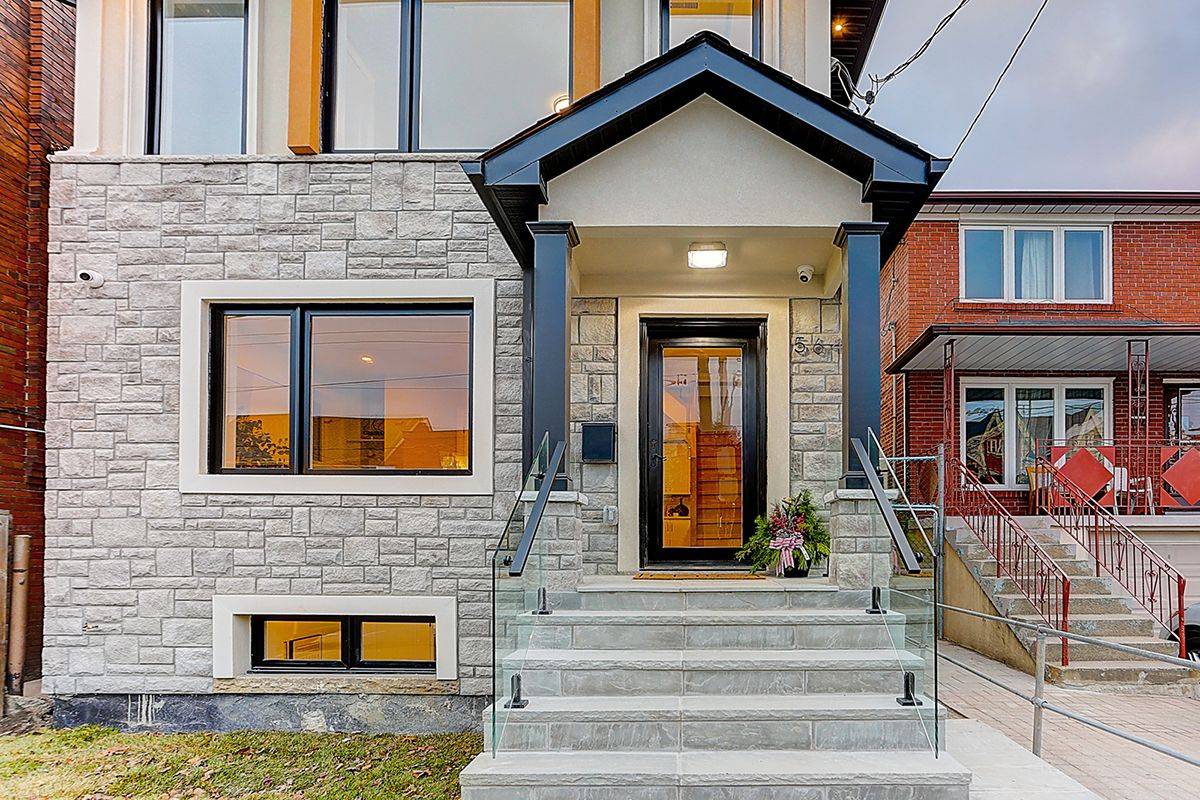 Toronto C01, ON M6K 2A9,564 Dufferin ST