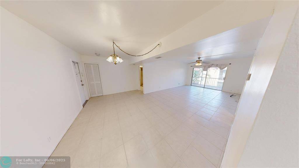 Boca Raton, FL 33486,636 NW 13th St