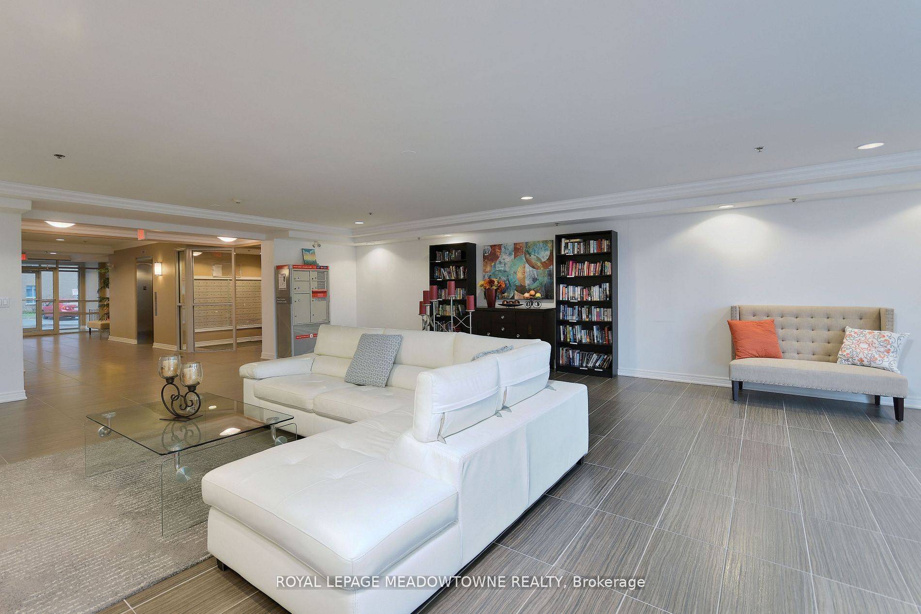 Milton, ON L9T 2N4,1421 Costigan RD #306