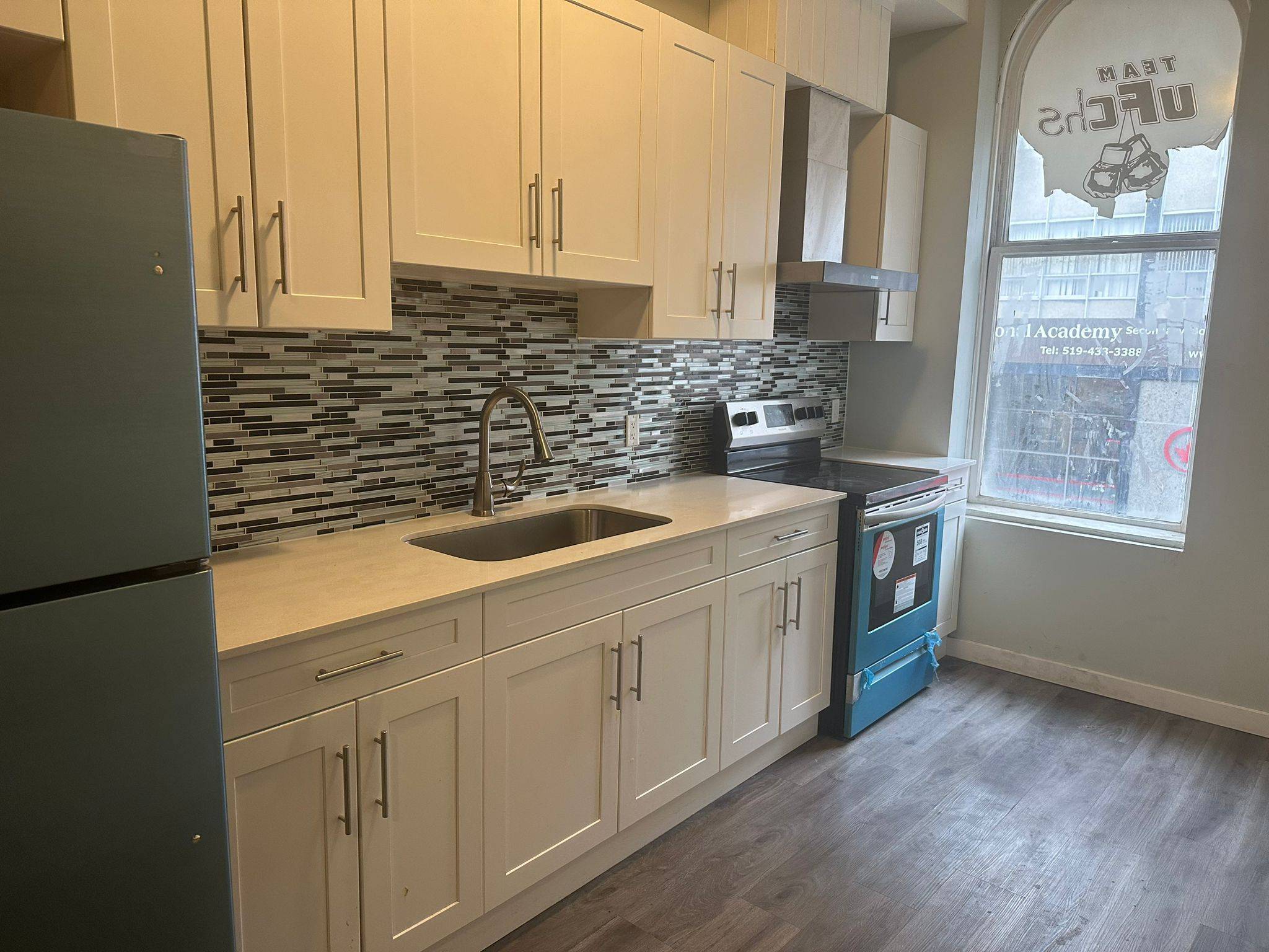 London East, ON N6A 3C3,362 Richmond ST #1