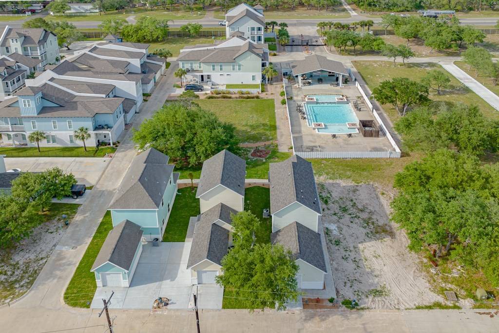 Rockport, TX 78382,105 Lafayette Ln