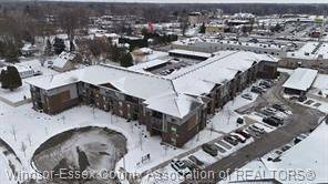 Lasalle, ON N9J 0E3,5840 Newman BLVD #311