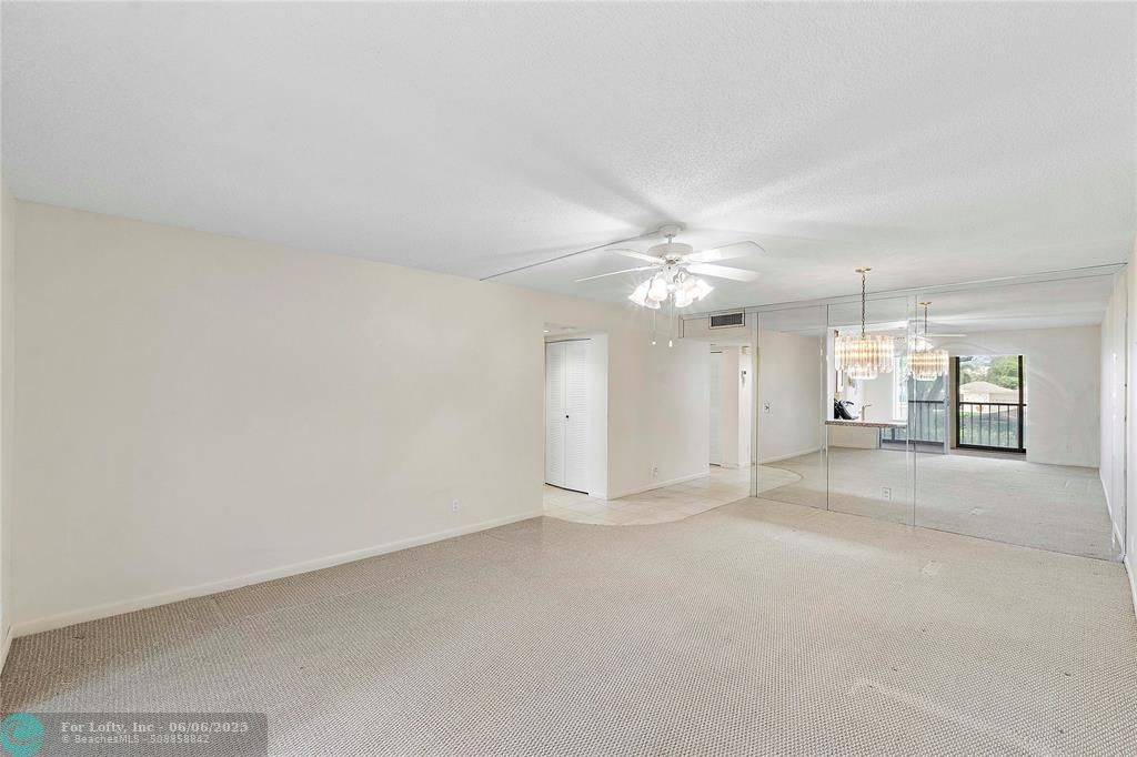 Delray Beach, FL 33446,14376 Amberly Ln  #202