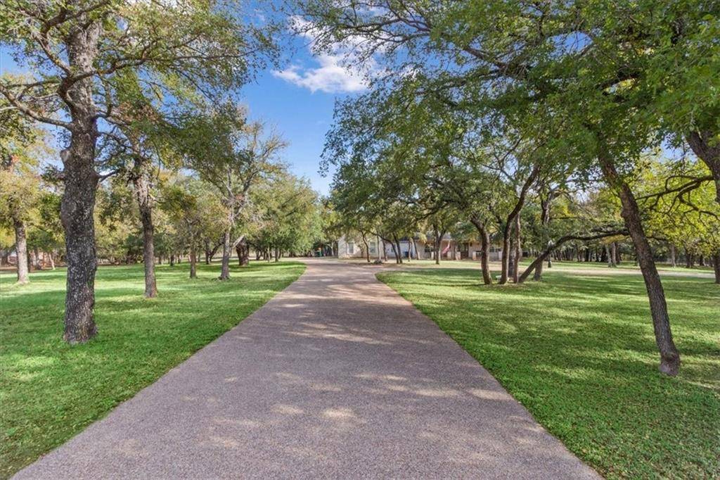 Crawford, TX 76638,190 Winding Trail