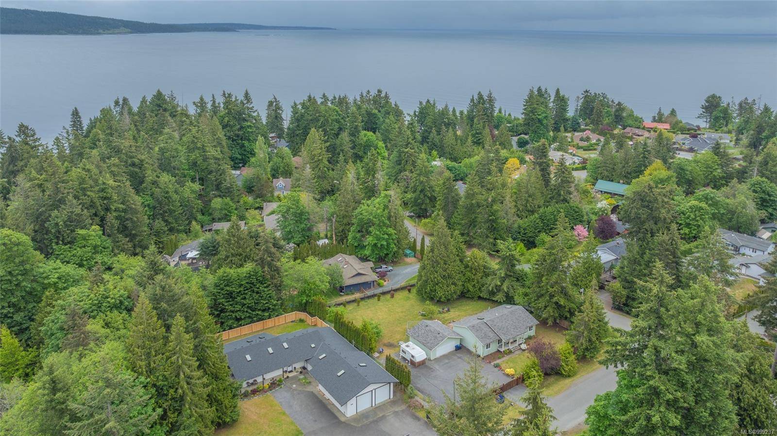 Bowser, BC V9K 1T2,4737 Blue Heron Dr