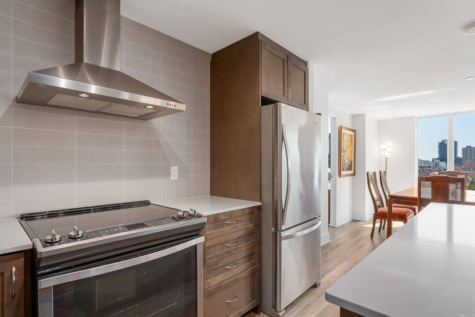 New Edinburgh - Lindenlea, ON K1M 2C5,411 MACKAY ST #712