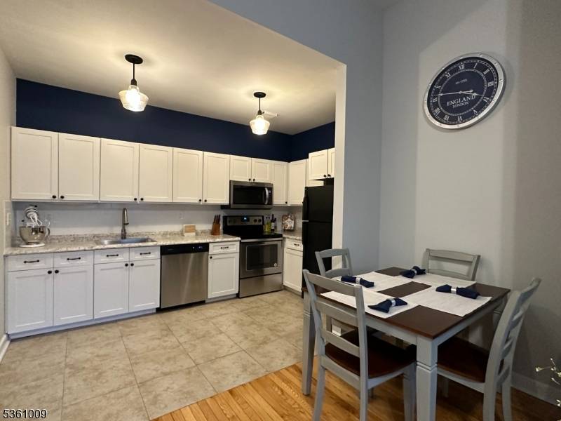 Westfield Town, NJ 07090,515 Trinity Pl #2CN