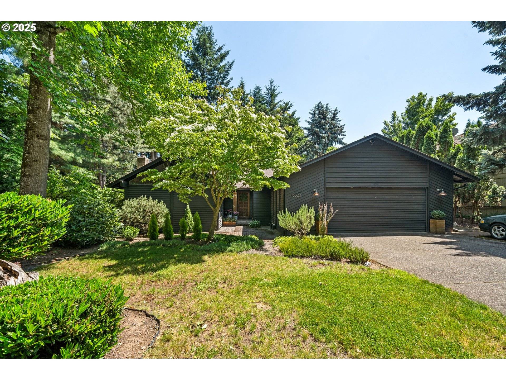 Portland, OR 97230,16523 NE FARGO CIR