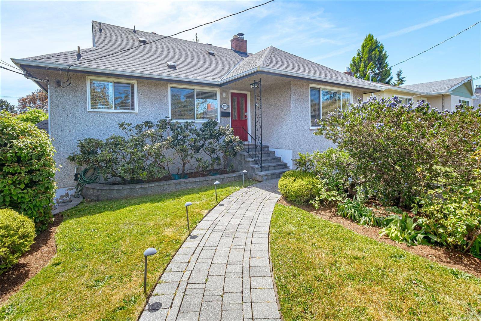 Victoria, BC V8T 2K7,1475 Stroud Rd