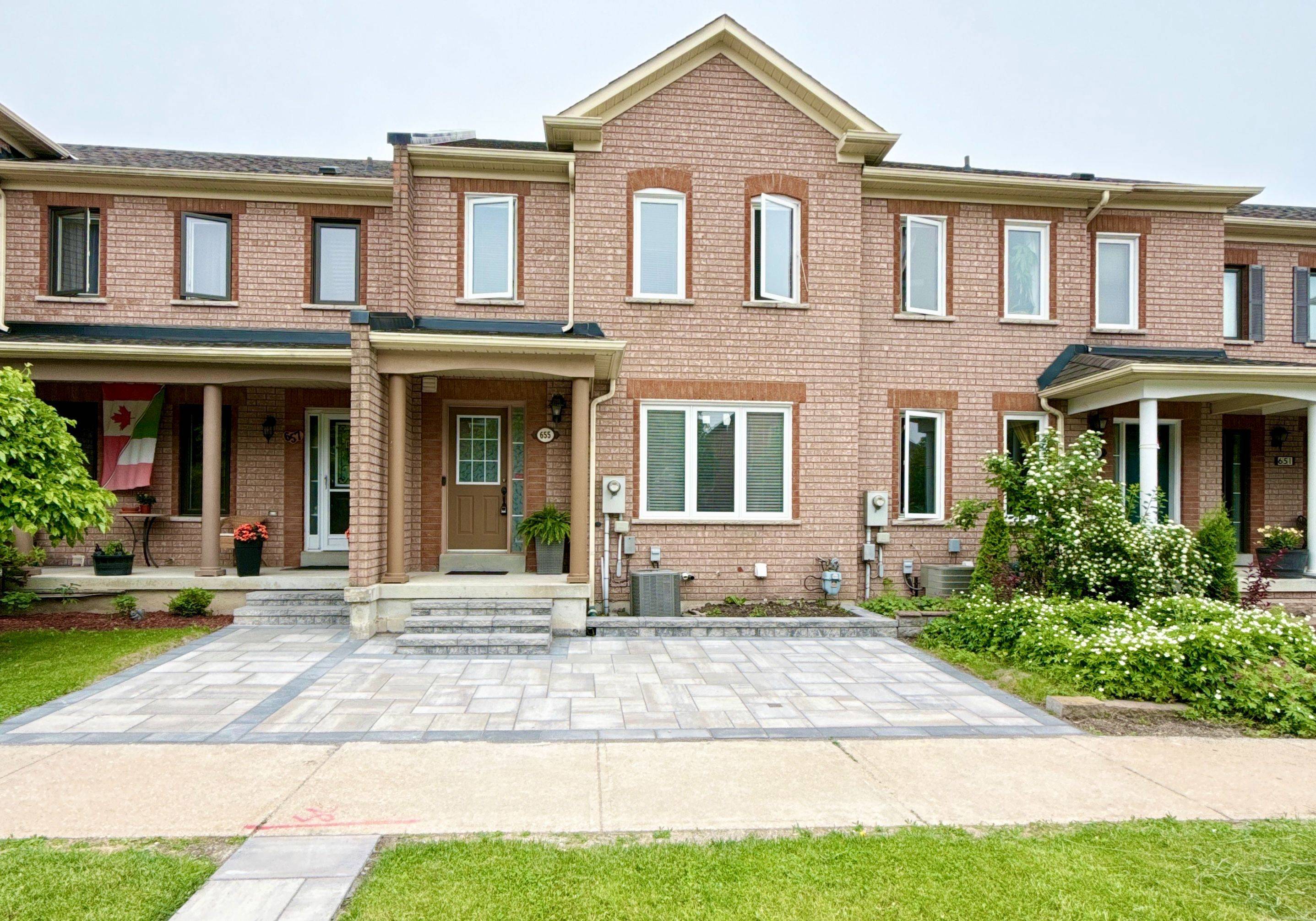 Vaughan, ON L4H 2J1,655 Napa Valley AVE