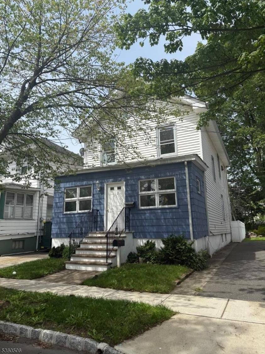 Roselle Park Boro, NJ 07204,136 Dalton St