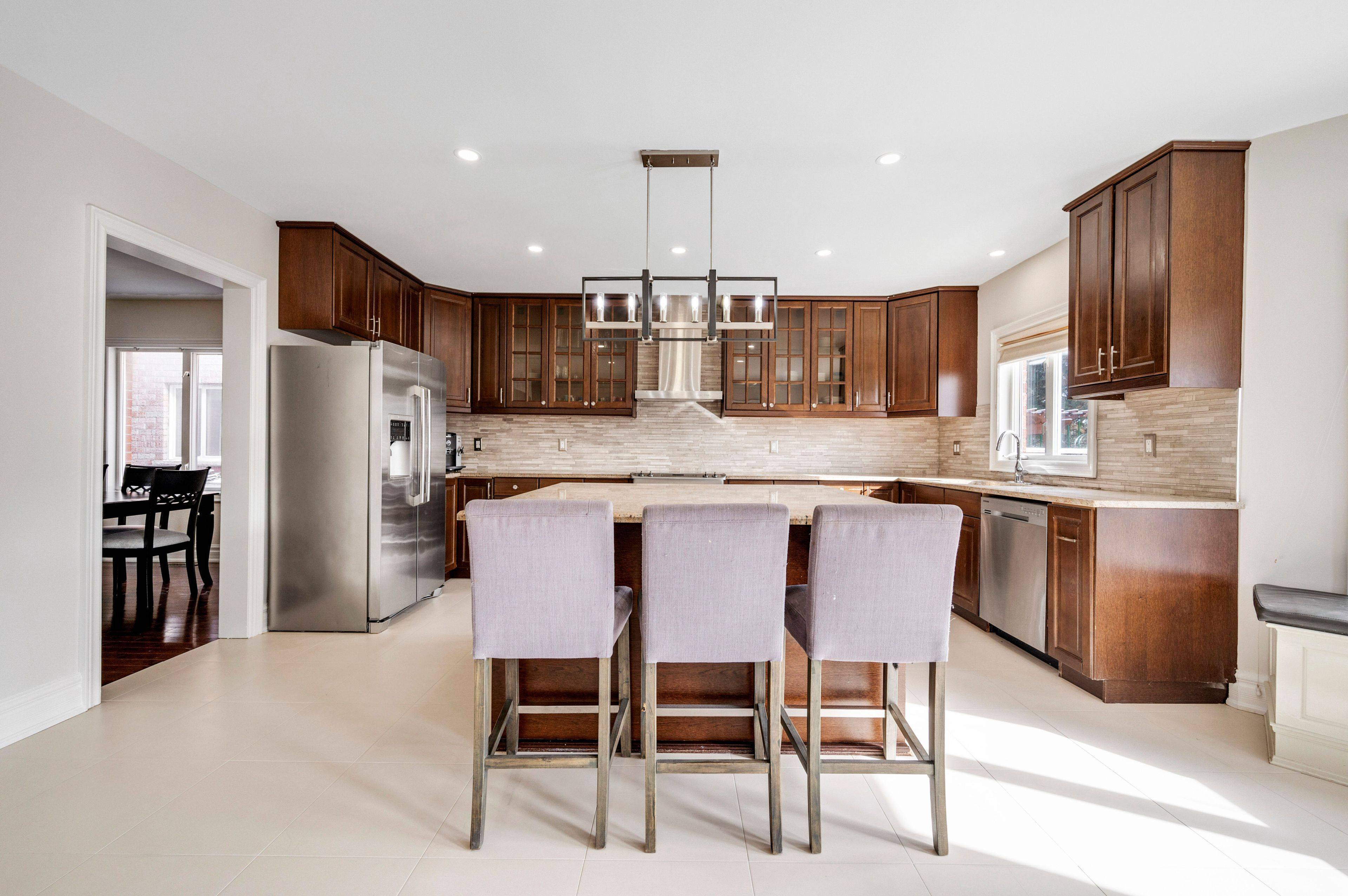 Caledon, ON L7E 1X7,7 Southbury Manor DR