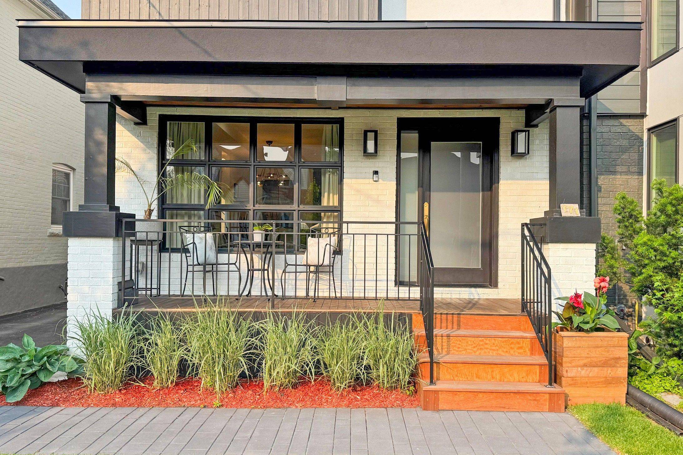 Toronto W02, ON M6S 4G8,171 Brookside AVE